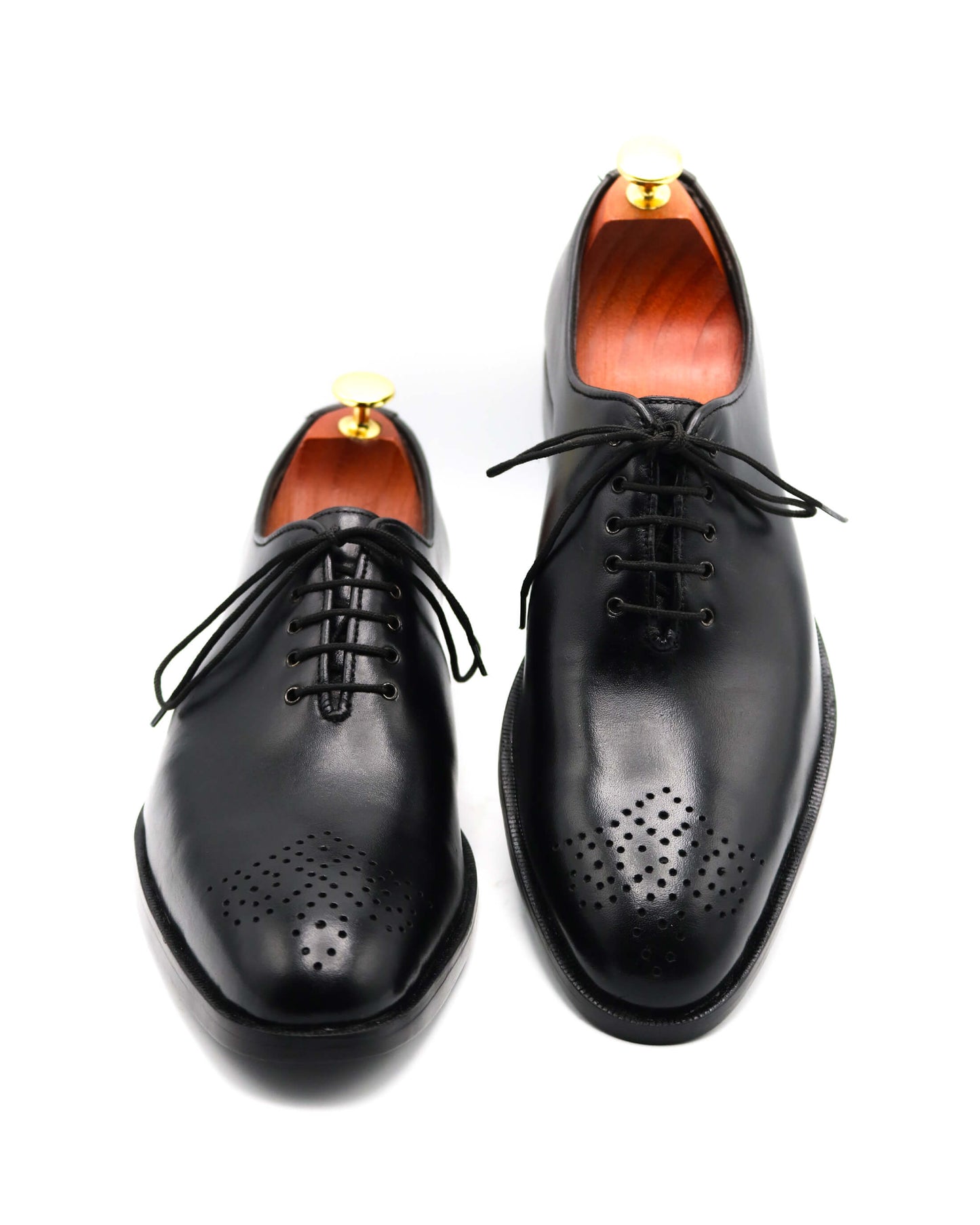 Laced Black Whole-cut